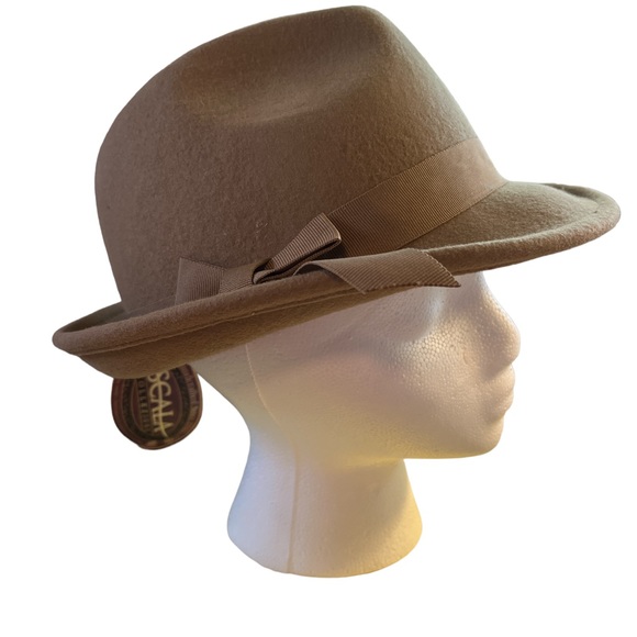Scala Accessories - Scala 100% Wool Brown Fedora Hat With Hat Box. NWT. OS
